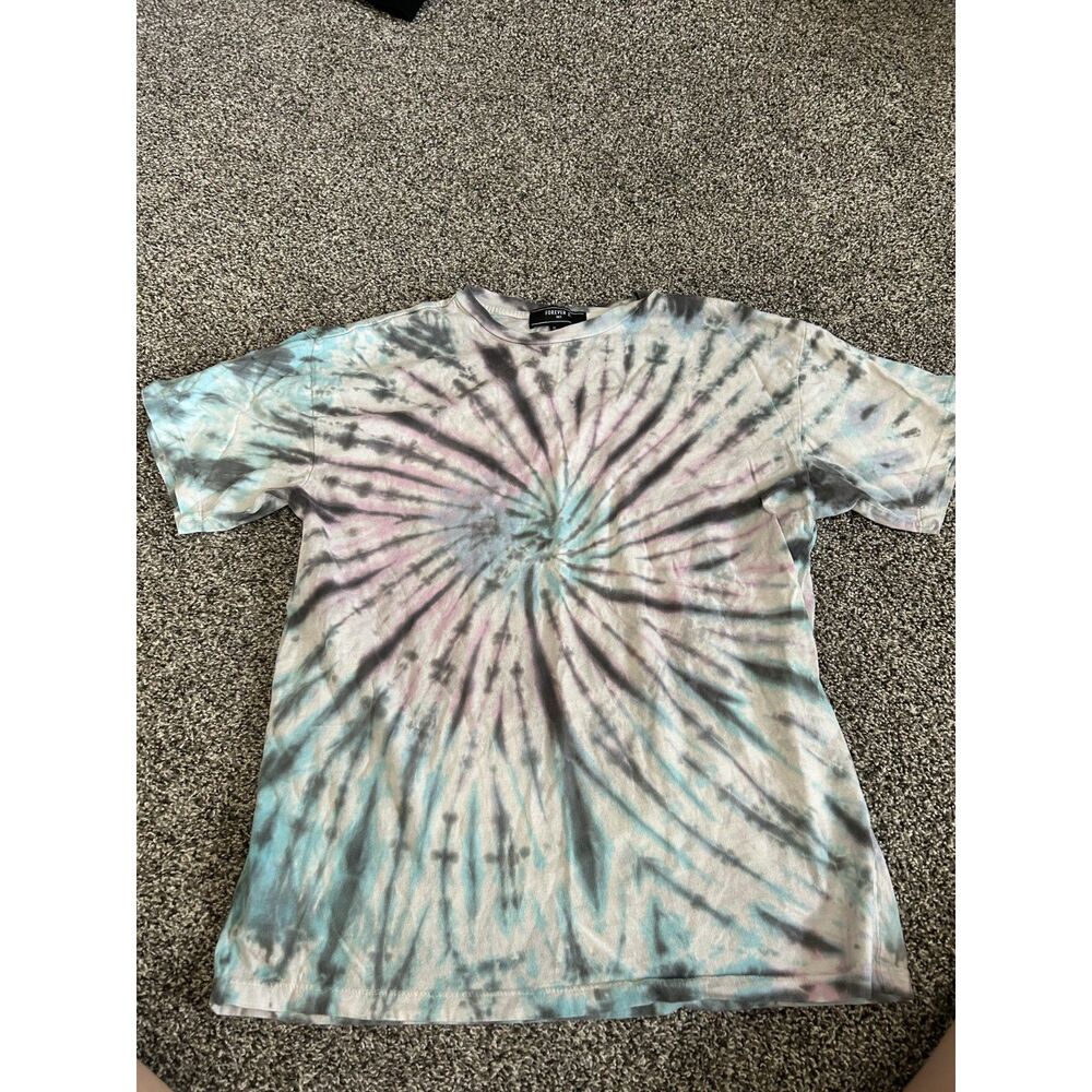 Forever 21 black, teal, and gray spiral tie-dye short sleeve t-shirt S